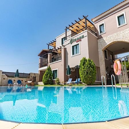Gianna Apartments อัลมีรีดา ภายนอก รูปภาพ